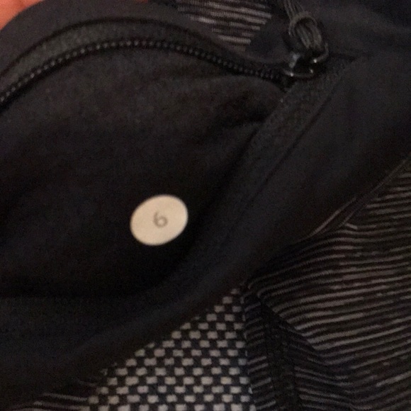 Lululemon tulip hem pants - Picture 7 of 8